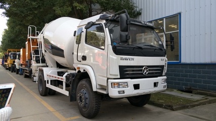 大运8方水泥罐车 专业运输高效之选，诚招全国经销商